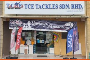 Kedai pancing di Pelabuhan Klang, Malaysia