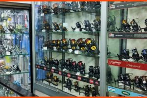 Kedai pancing di Tasek Glugor, Malaysia